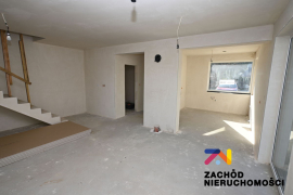 Atrakcyjny Bliźniak z dużą działką